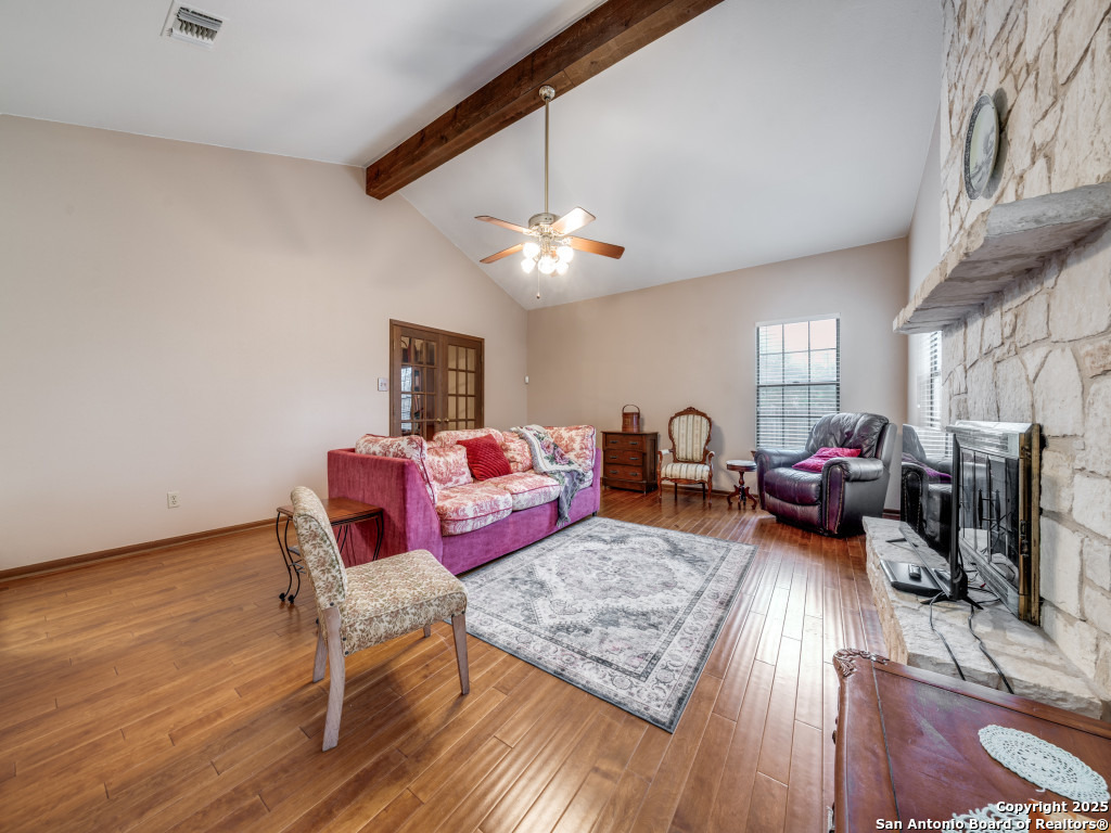 4818 Winthop San Antonio TX 78249