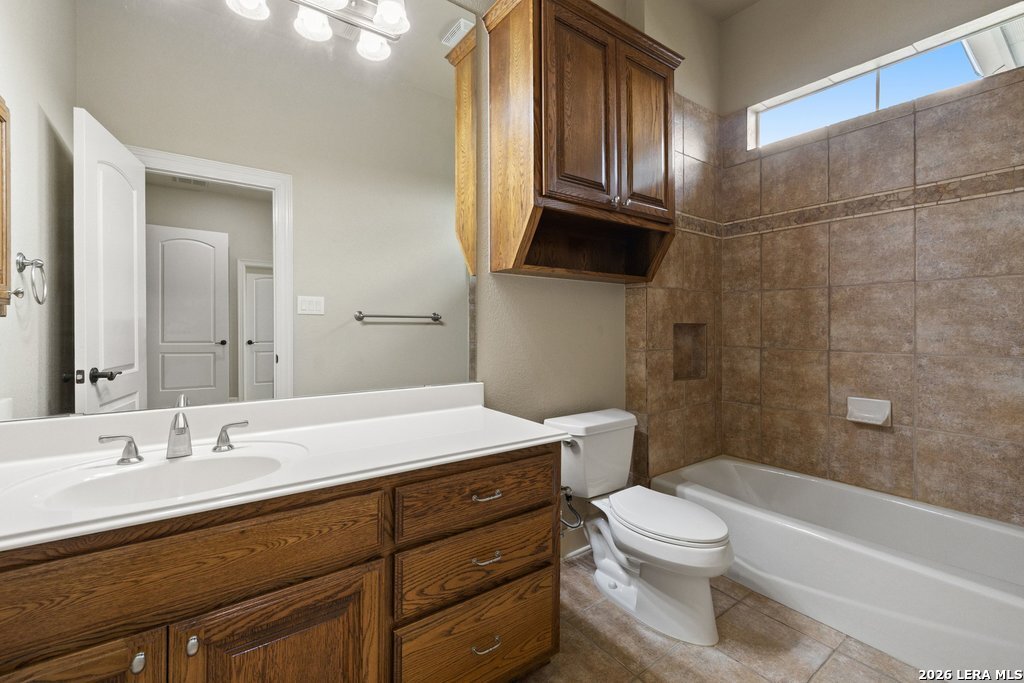 2022 Via Vineda San Antonio TX 78258