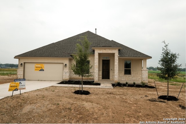 117 Scarlet Oak Circle Floresville TX 78114