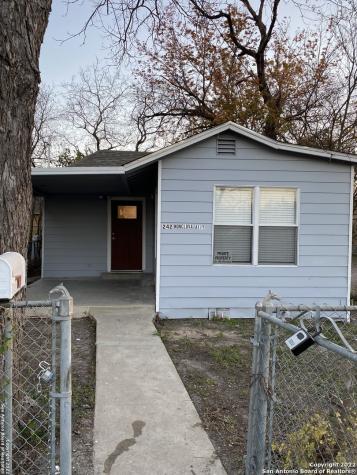 242 Monclova Alley San Antonio TX 78207