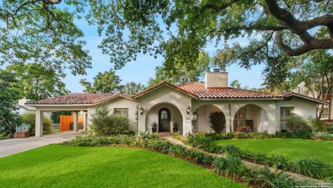 620 E Mandalay Olmos Park TX 78212