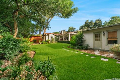 620 E Mandalay Olmos Park TX 78212