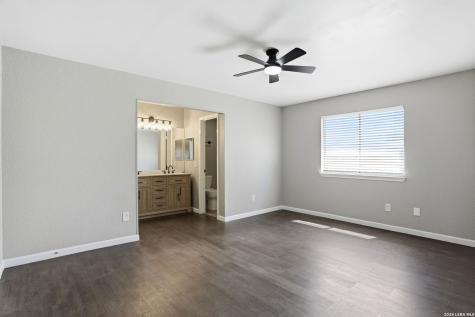 5223 Lakebend East San Antonio TX 78244