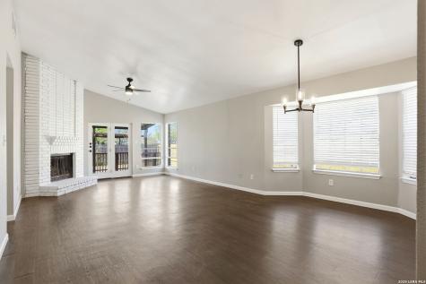 5223 Lakebend East San Antonio TX 78244