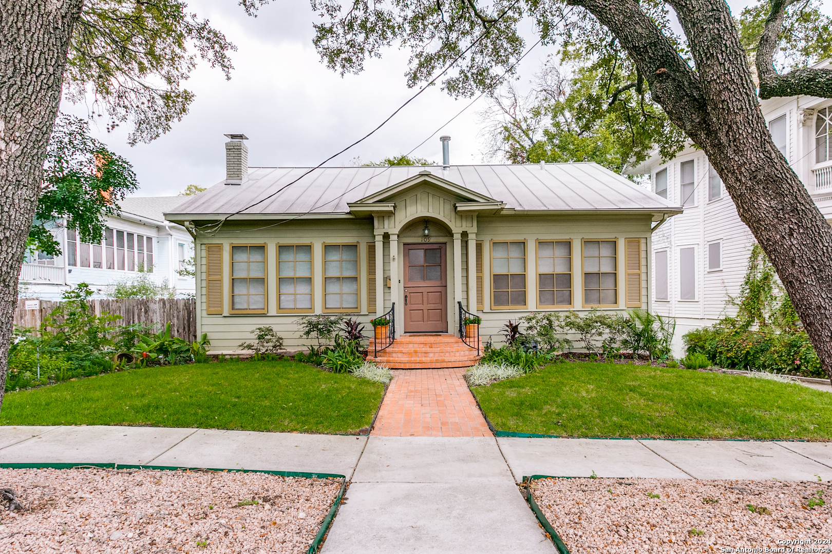 109 E Magnolia Avenue San Antonio TX 78212