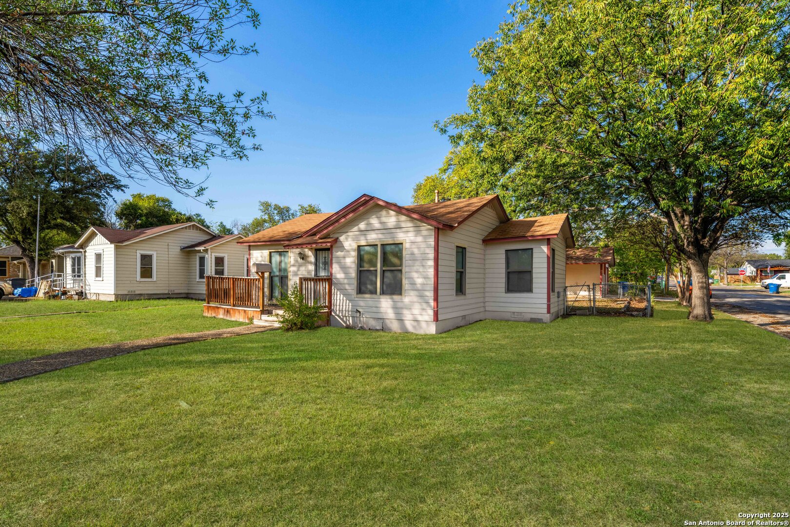 1803 Mardell San Antonio TX 78201