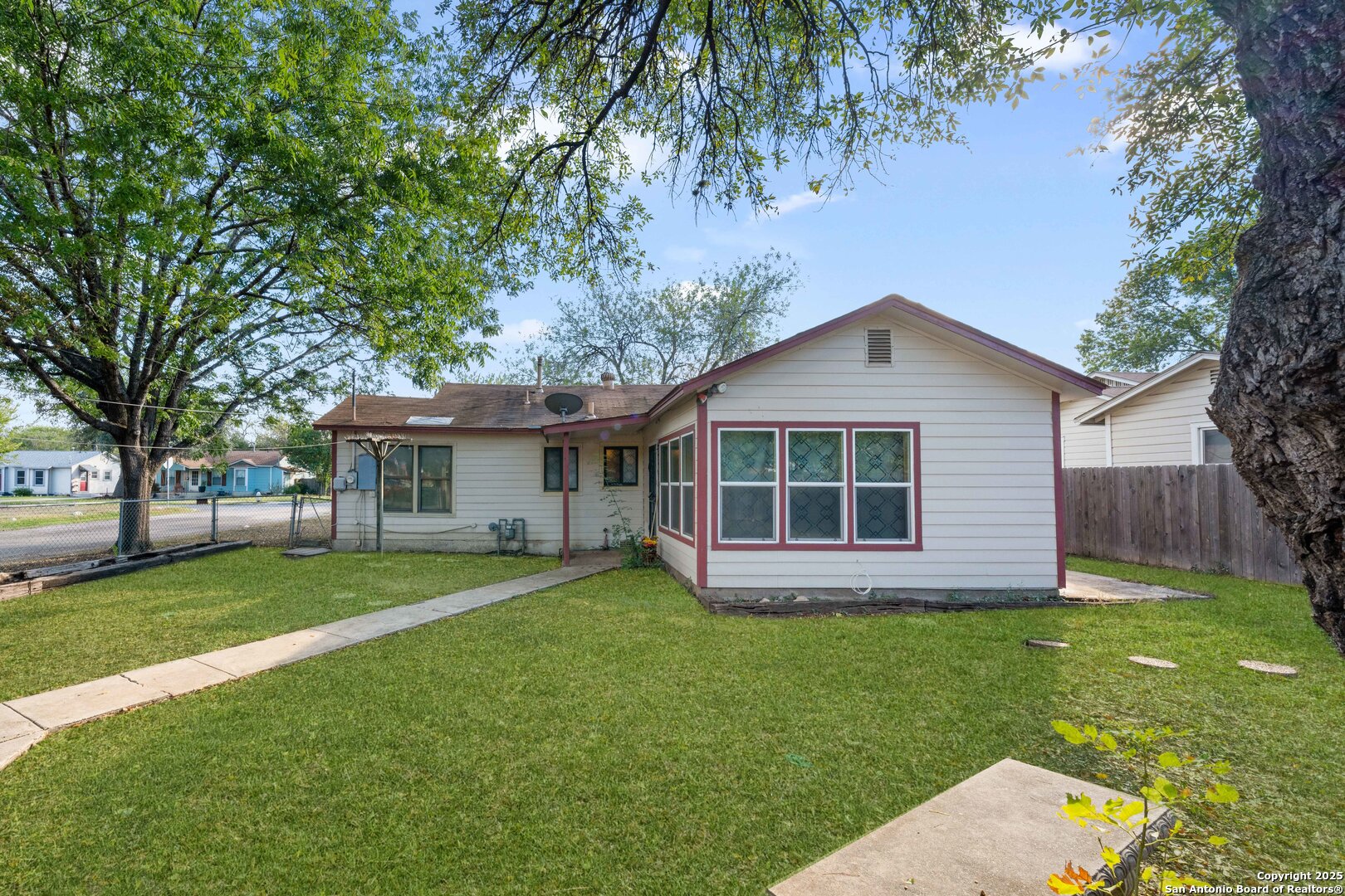 1803 Mardell San Antonio TX 78201