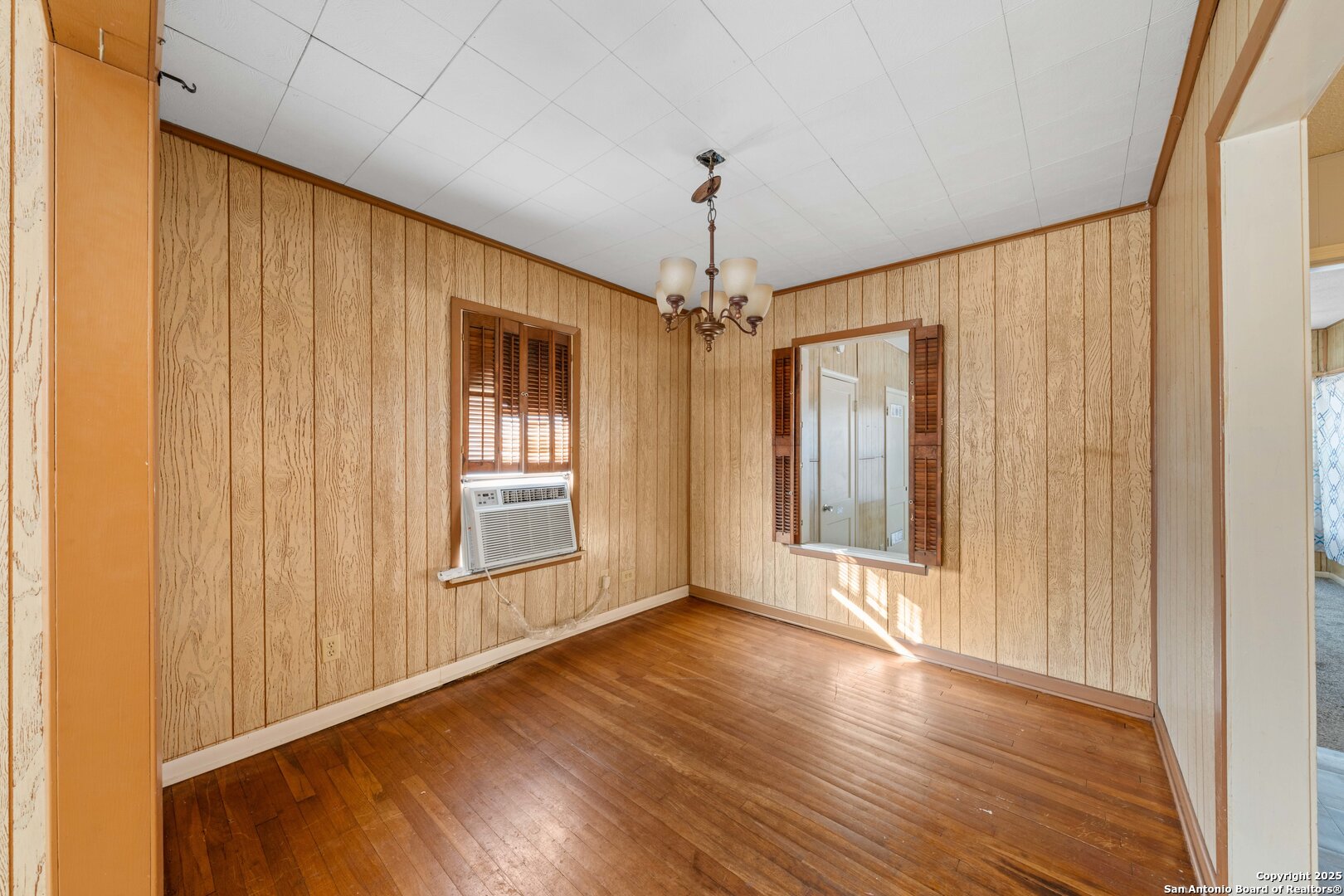 1803 Mardell San Antonio TX 78201