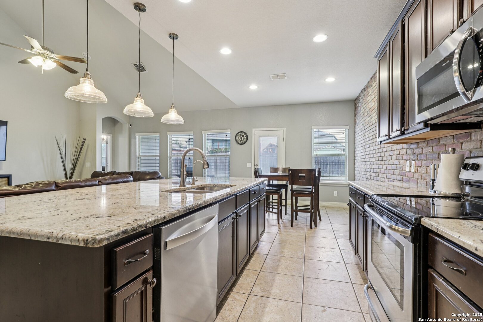 724 Morgan Cibolo TX 78108