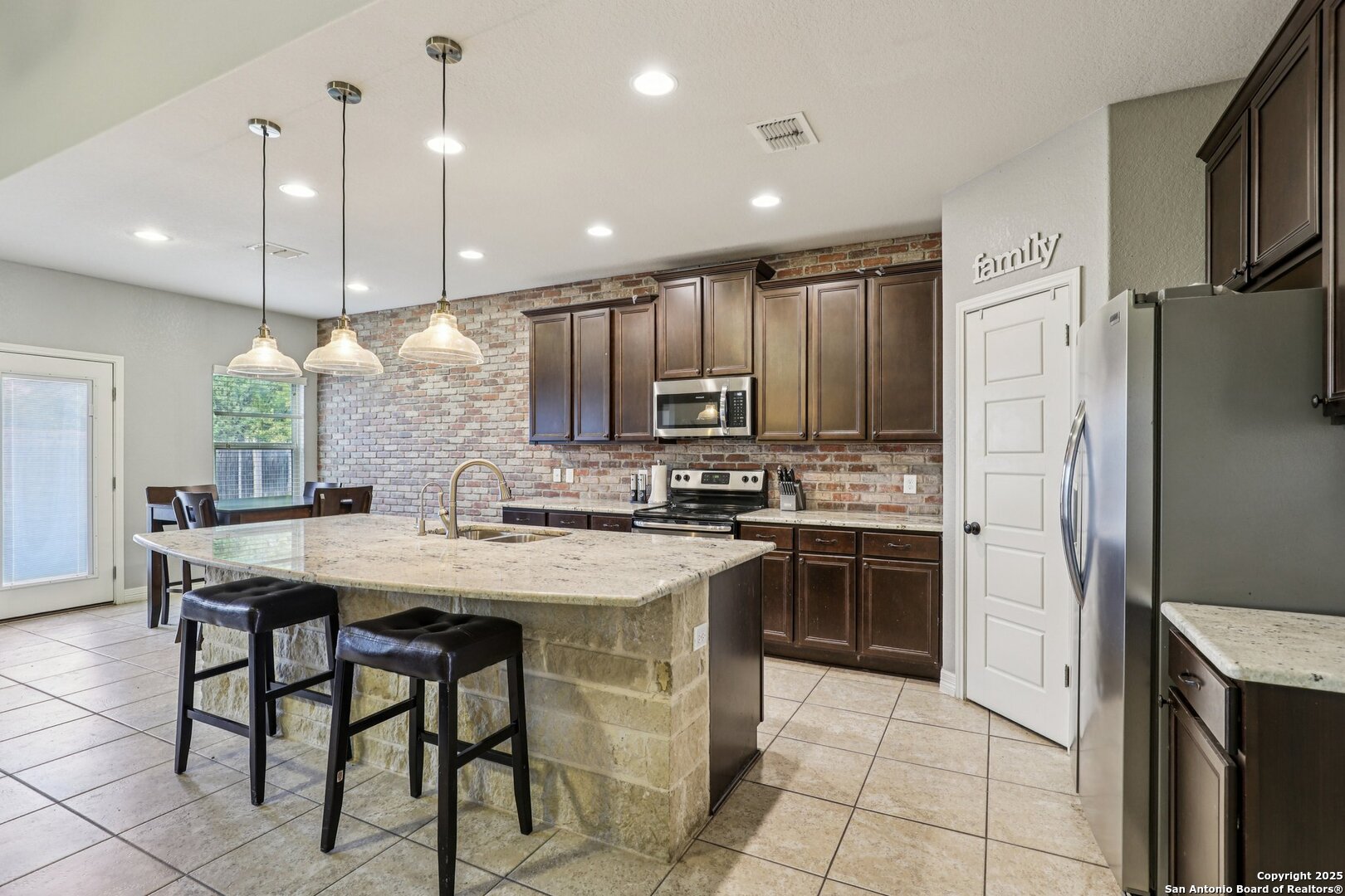 724 Morgan Cibolo TX 78108