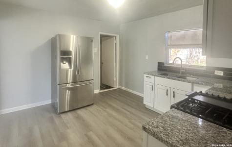 1307 W Hermosa San Antonio TX 78201