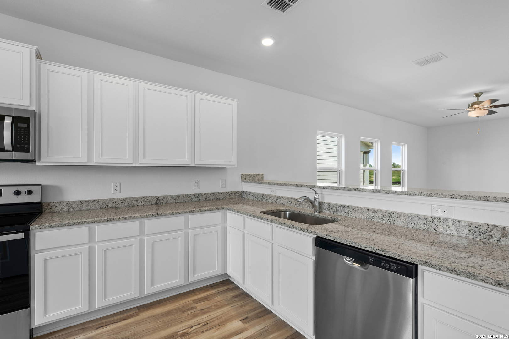 11435 Blue Heron Haven San Antonio TX 78223