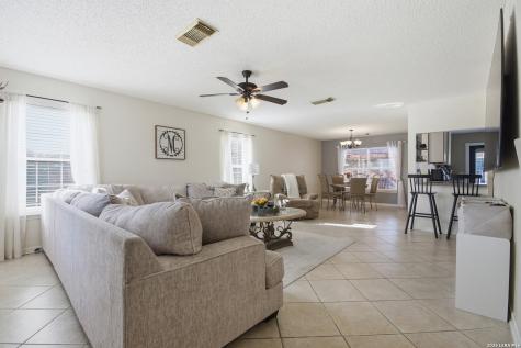 729 Willow Crossing New Braunfels TX 78130
