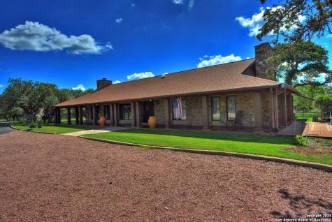 142 Four Bears Trail Kerrville TX 78028