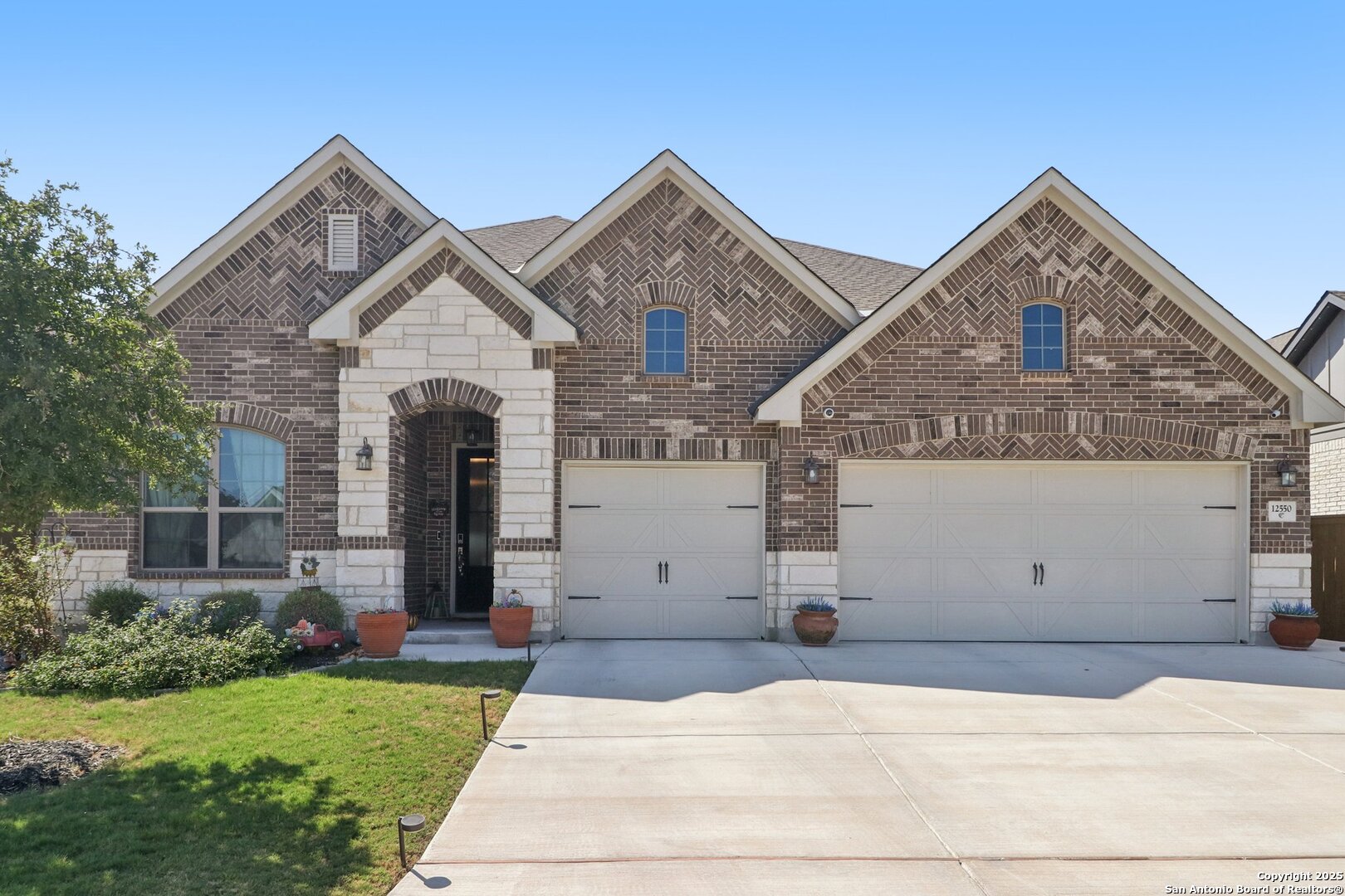 12550 Silver Gate San Antonio TX 78254