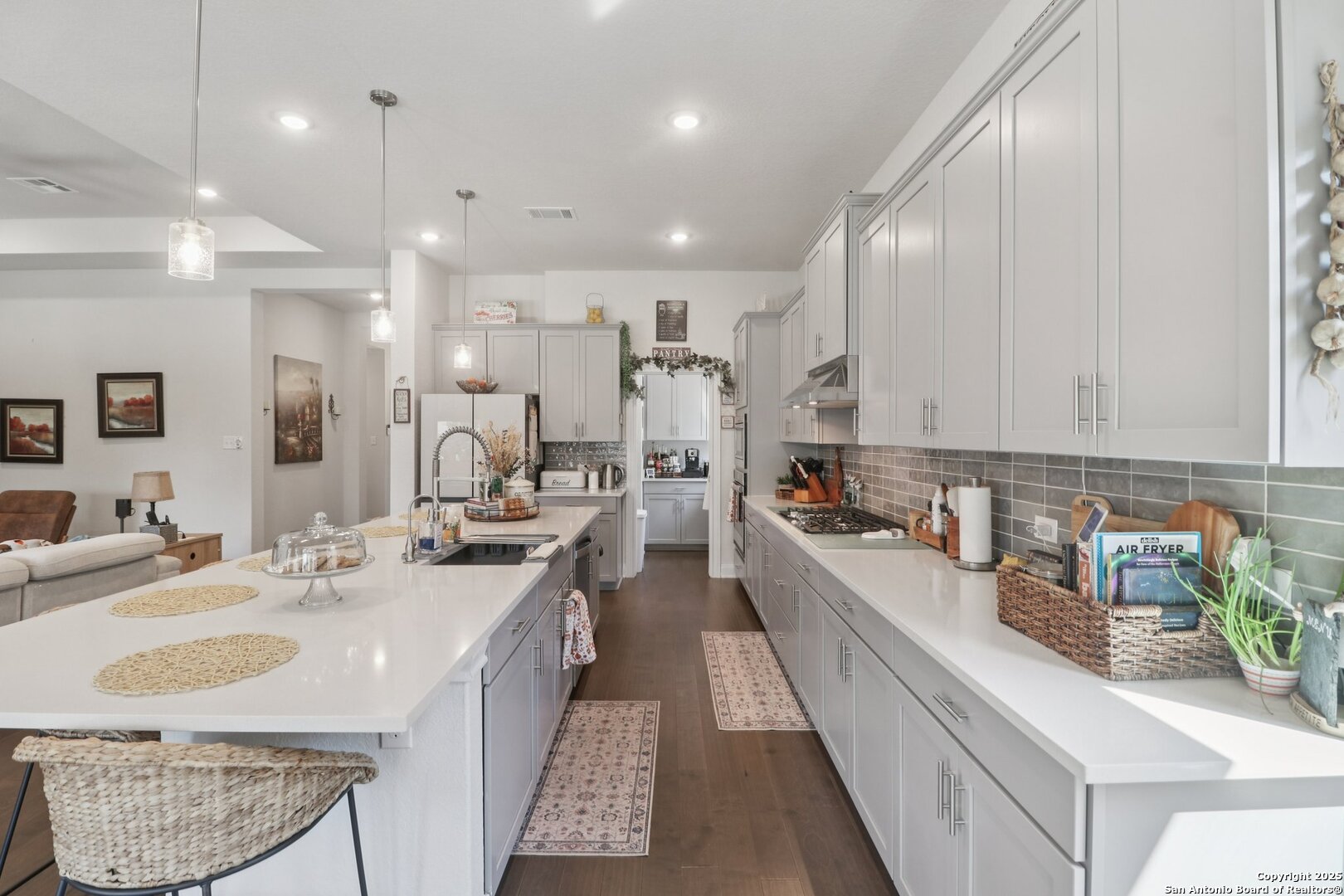 12550 Silver Gate San Antonio TX 78254