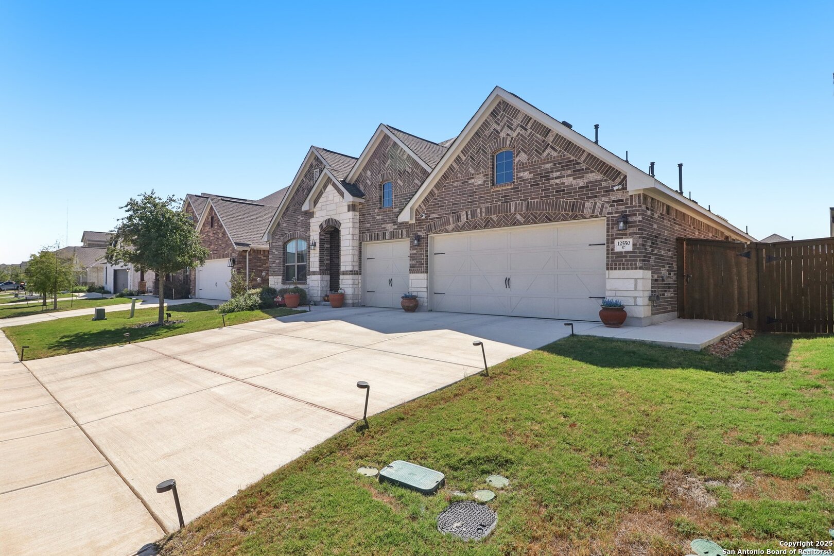12550 Silver Gate San Antonio TX 78254
