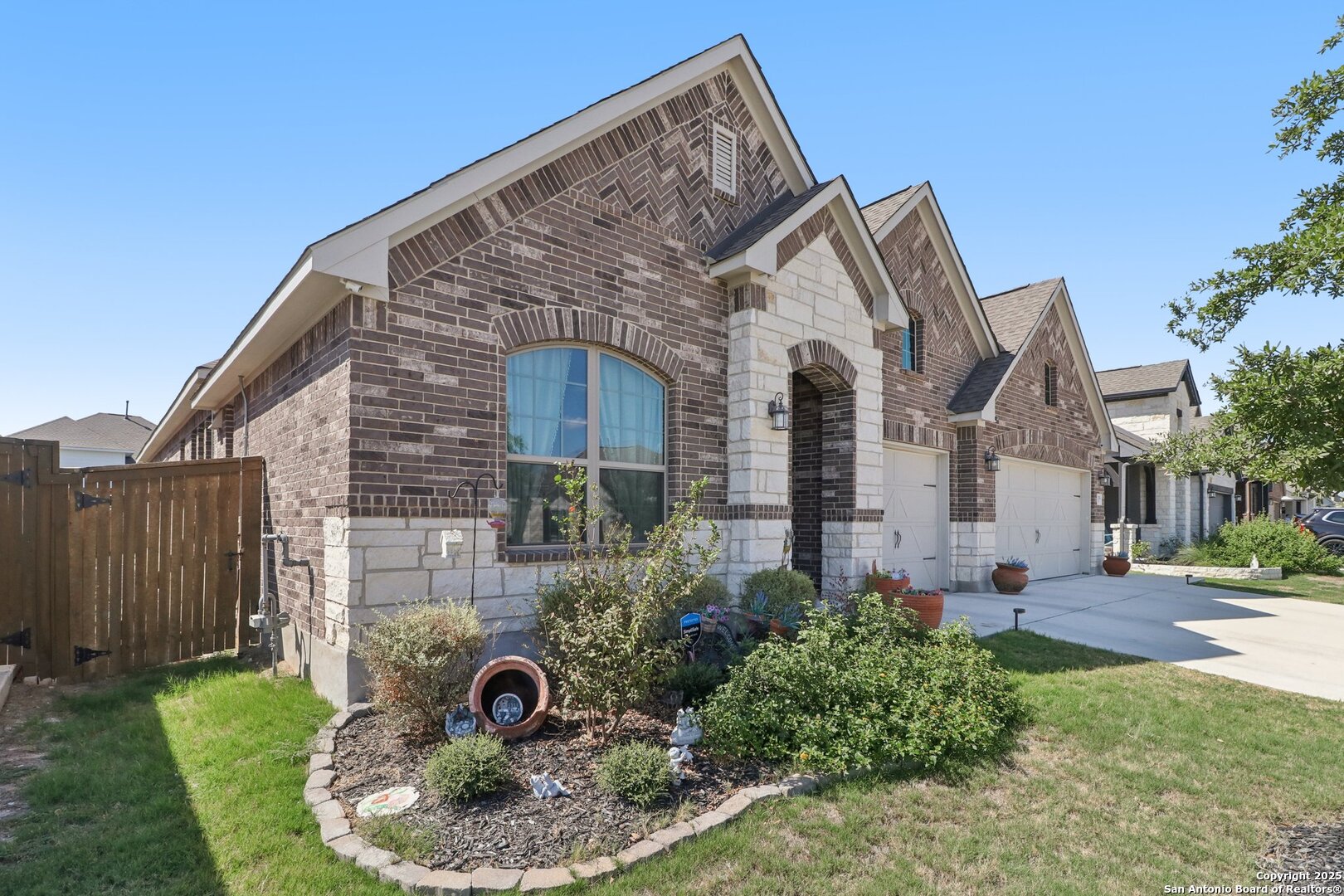 12550 Silver Gate San Antonio TX 78254