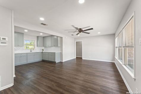 623 Weizmann Street San Antonio TX 78213