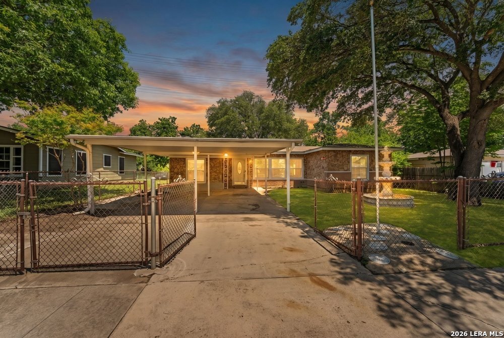623 Weizmann Street San Antonio TX 78213