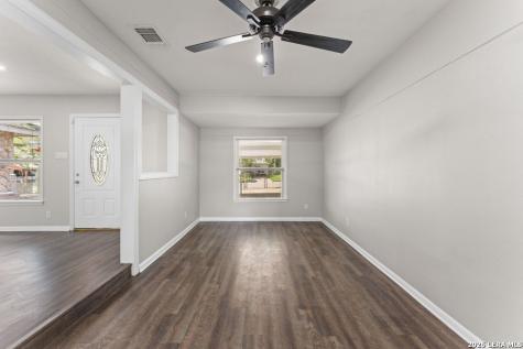 623 Weizmann Street San Antonio TX 78213