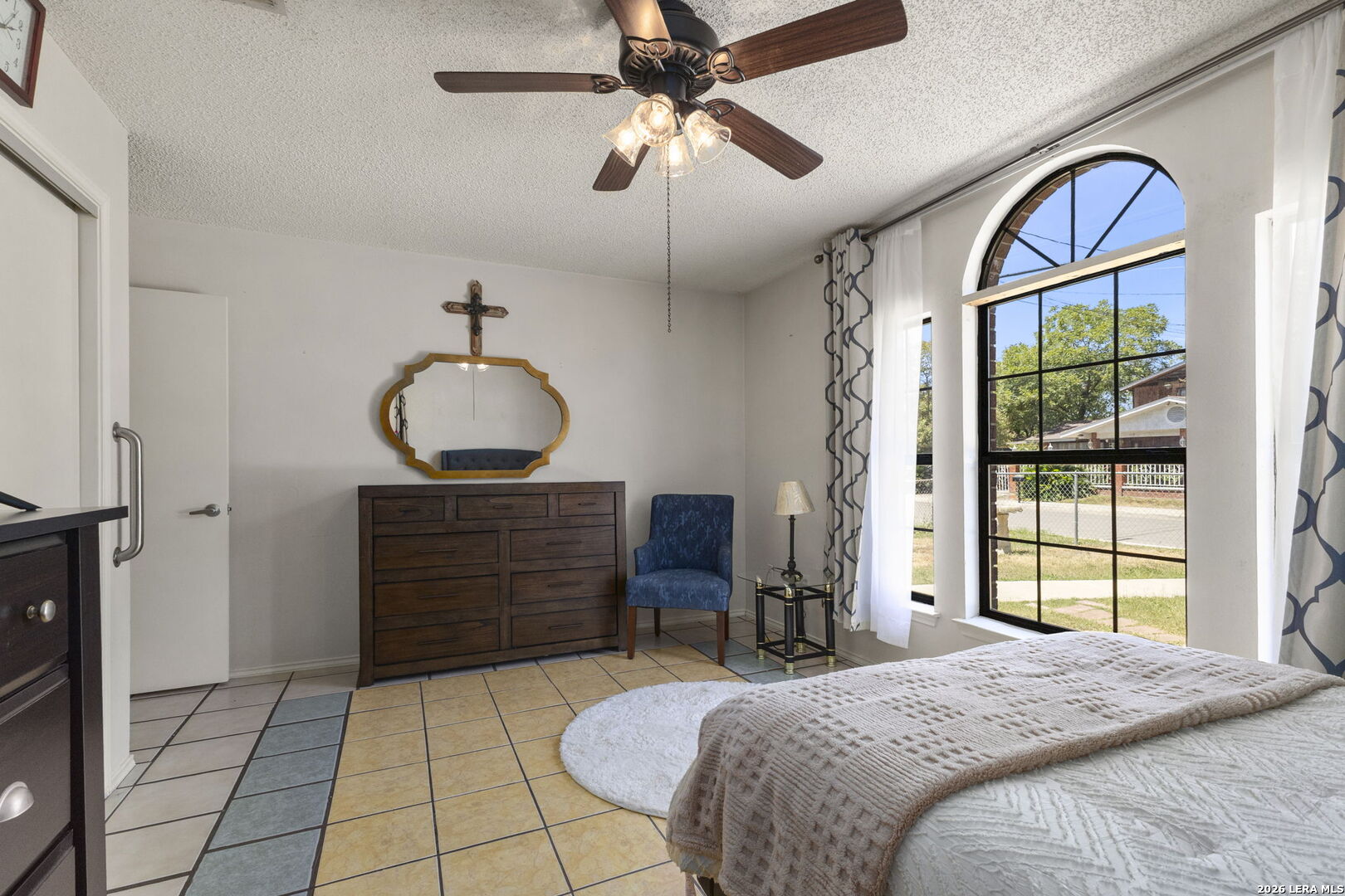 114 Iroquois San Antonio TX 78211