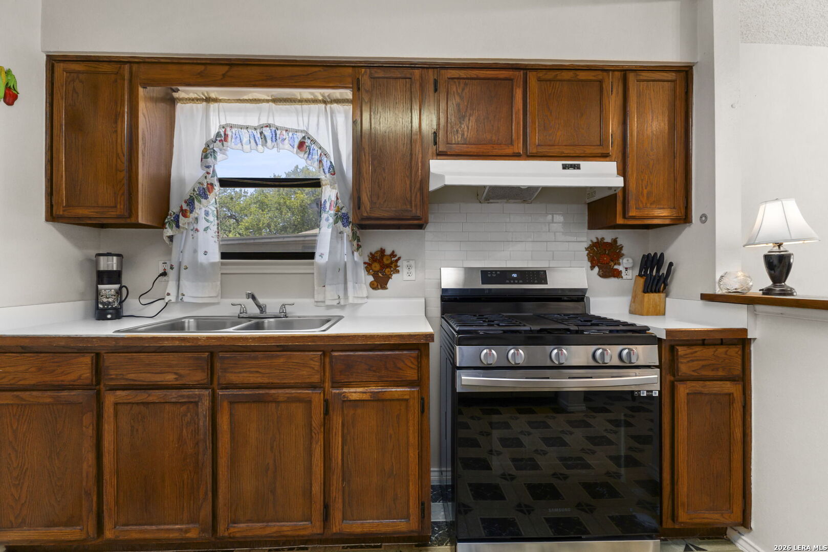 114 Iroquois San Antonio TX 78211