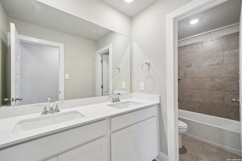 1548 Ravine Way New Braunfels TX 78108