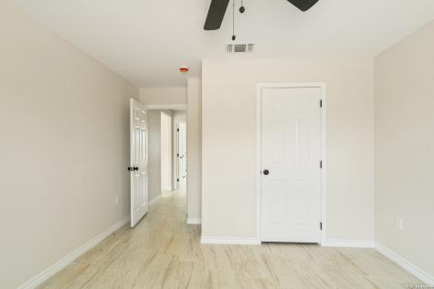 514 Linda Vista Del Rio TX 78840