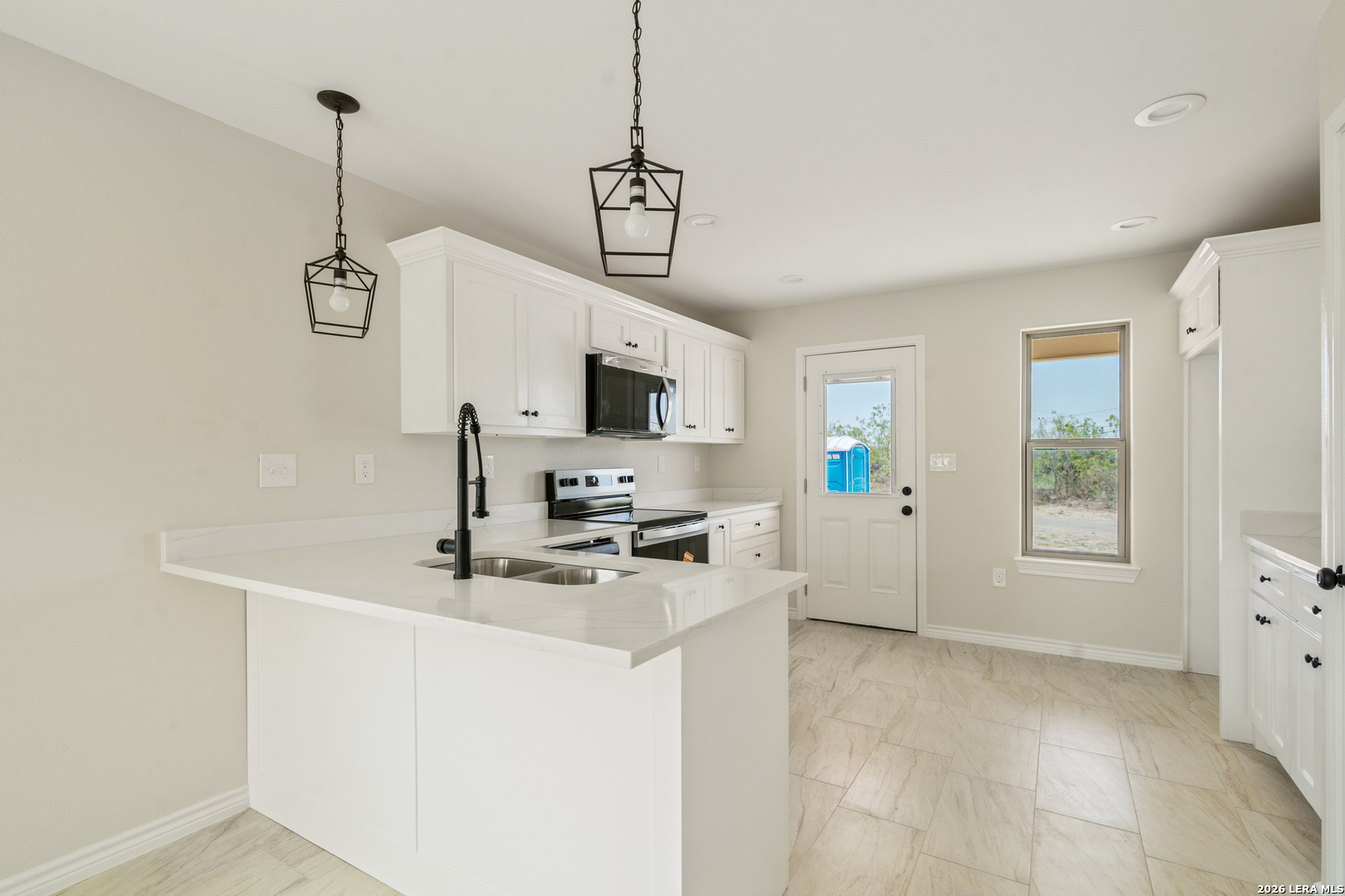 514 Linda Vista Del Rio TX 78840