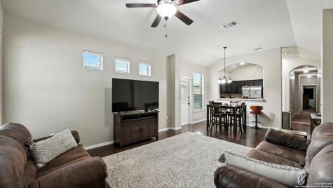 557 Creekside New Braunfels TX 78130