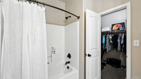 557 Creekside New Braunfels TX 78130