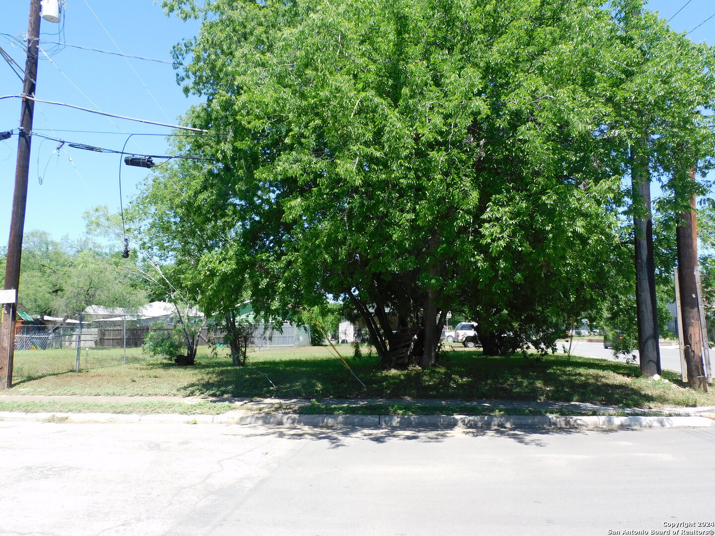 3827 Bay San Antonio TX 78237
