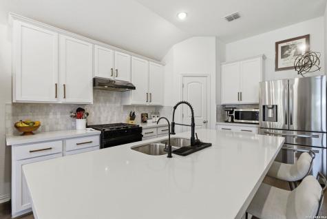 117 Dovetail Street Boerne TX 78006