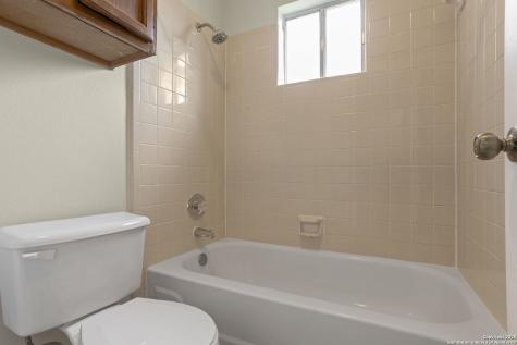 9006 Roquefort San Antonio TX 78250