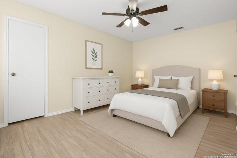 9006 Roquefort San Antonio TX 78250