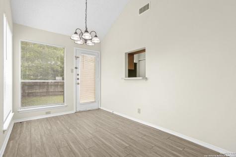 9006 Roquefort San Antonio TX 78250