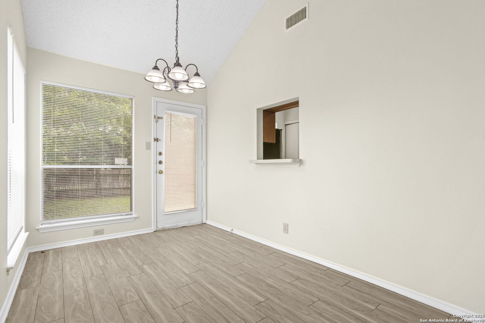 9006 Roquefort San Antonio TX 78250
