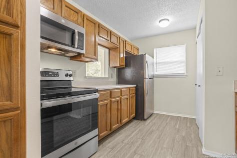9006 Roquefort San Antonio TX 78250