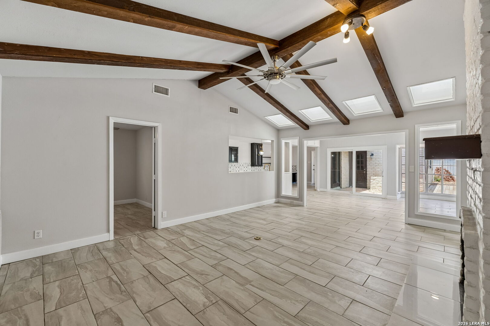 8333 Windway Windcrest TX 78239