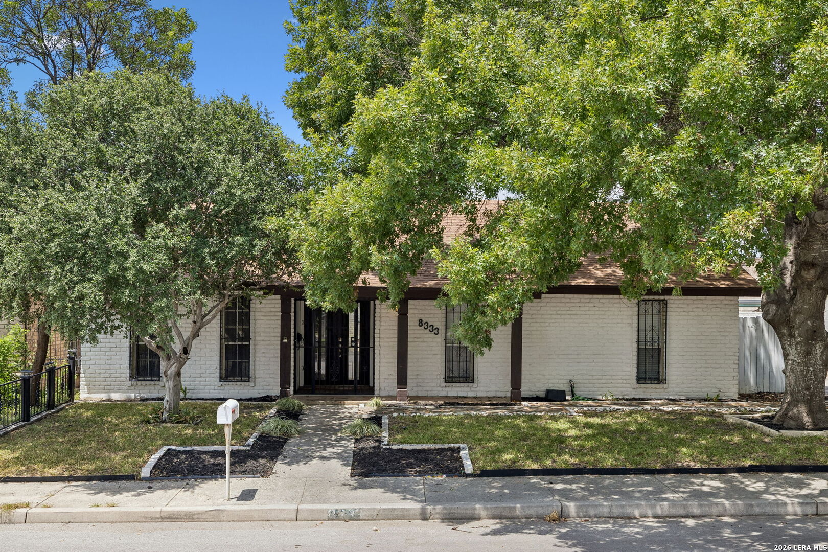 8333 Windway Windcrest TX 78239