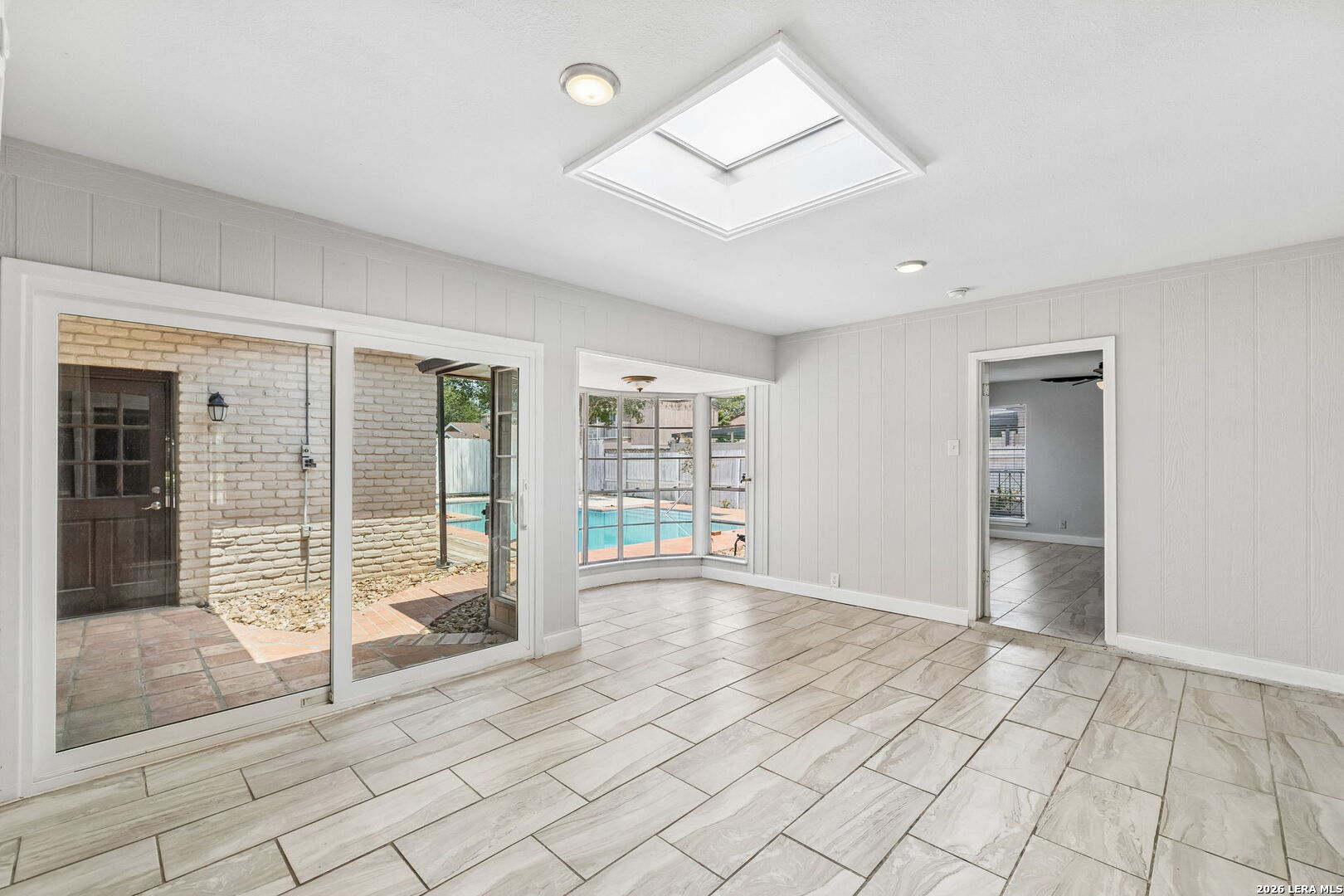 8333 Windway Windcrest TX 78239