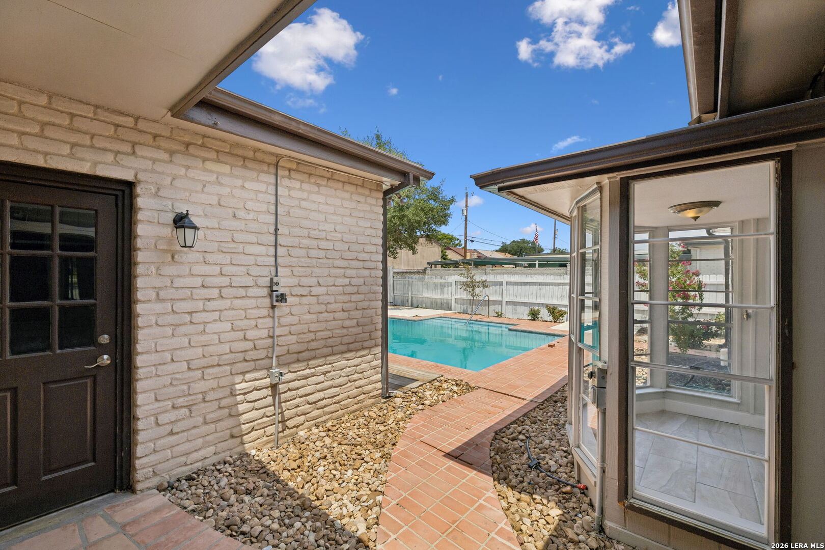 8333 Windway Windcrest TX 78239