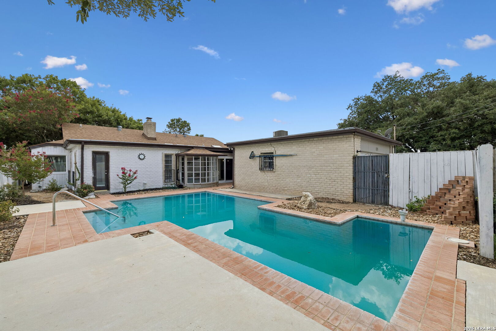 8333 Windway Windcrest TX 78239
