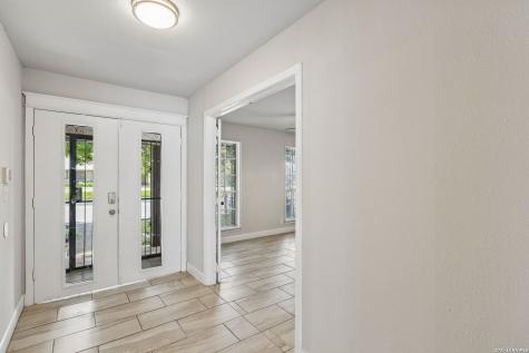 8333 Windway Windcrest TX 78239