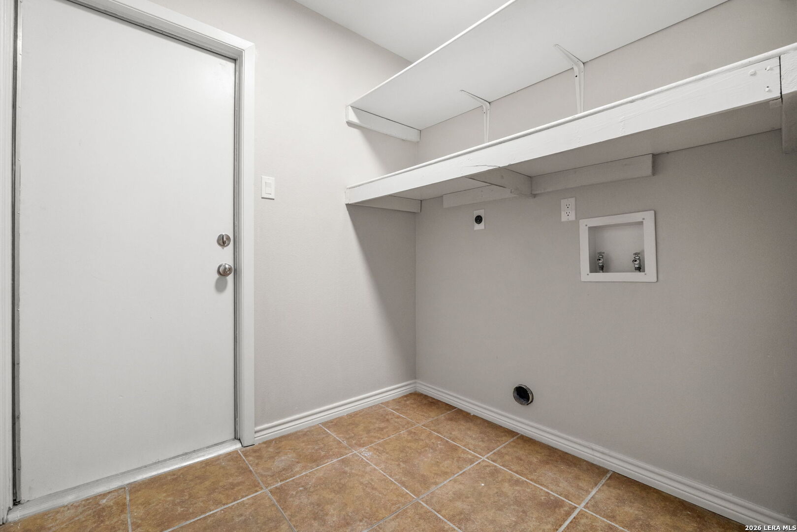 8234 Meadow Sun Street San Antonio TX 78251