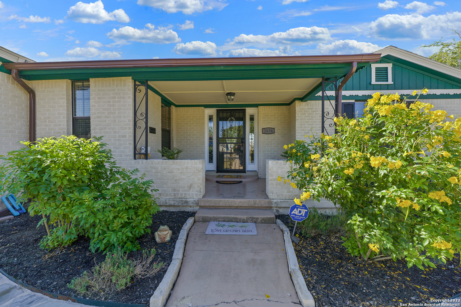 2634 W Kings Highway San Antonio TX 78228