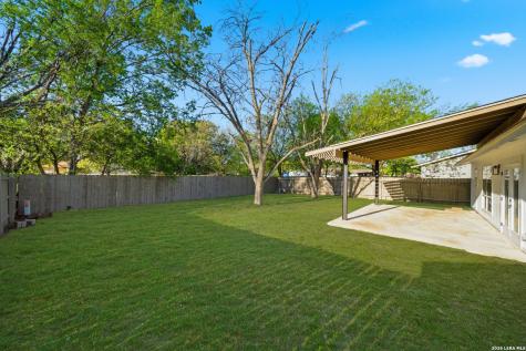 9446 Cliff Way San Antonio TX 78250