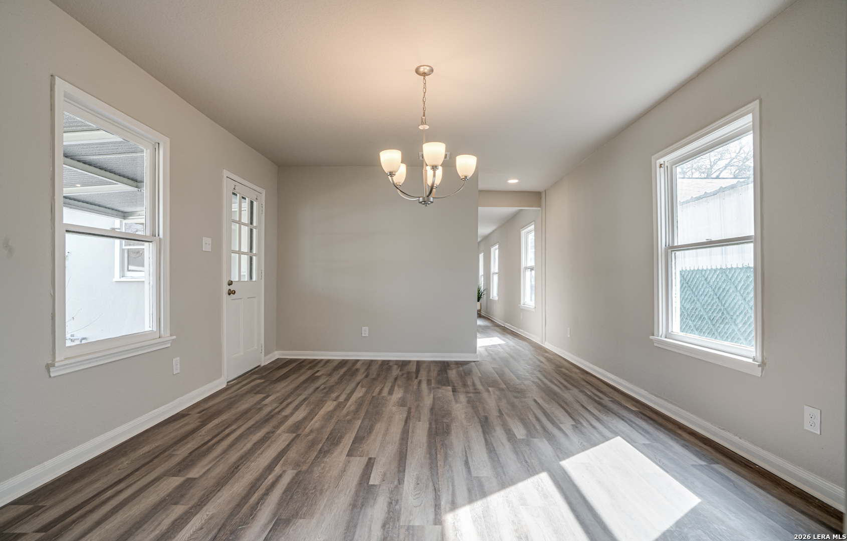 2411 W Huisache Avenue San Antonio TX 78228