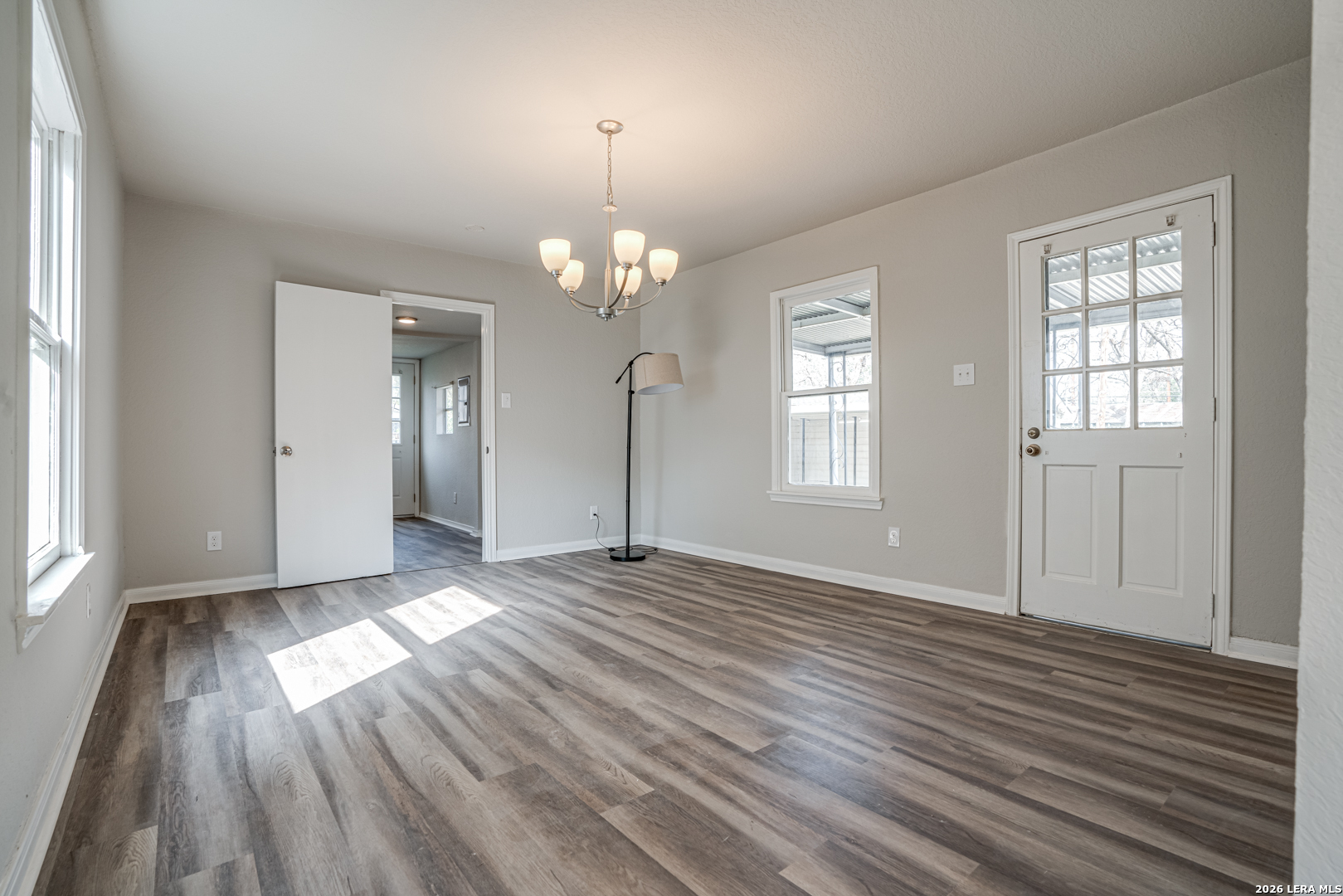 2411 W Huisache Avenue San Antonio TX 78228